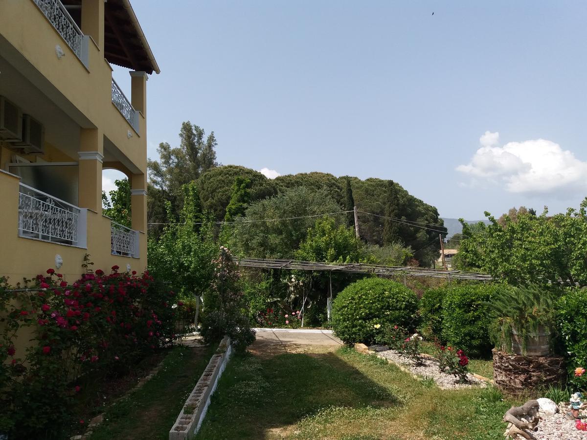 Athineos Apartments 코메넌 외부 사진