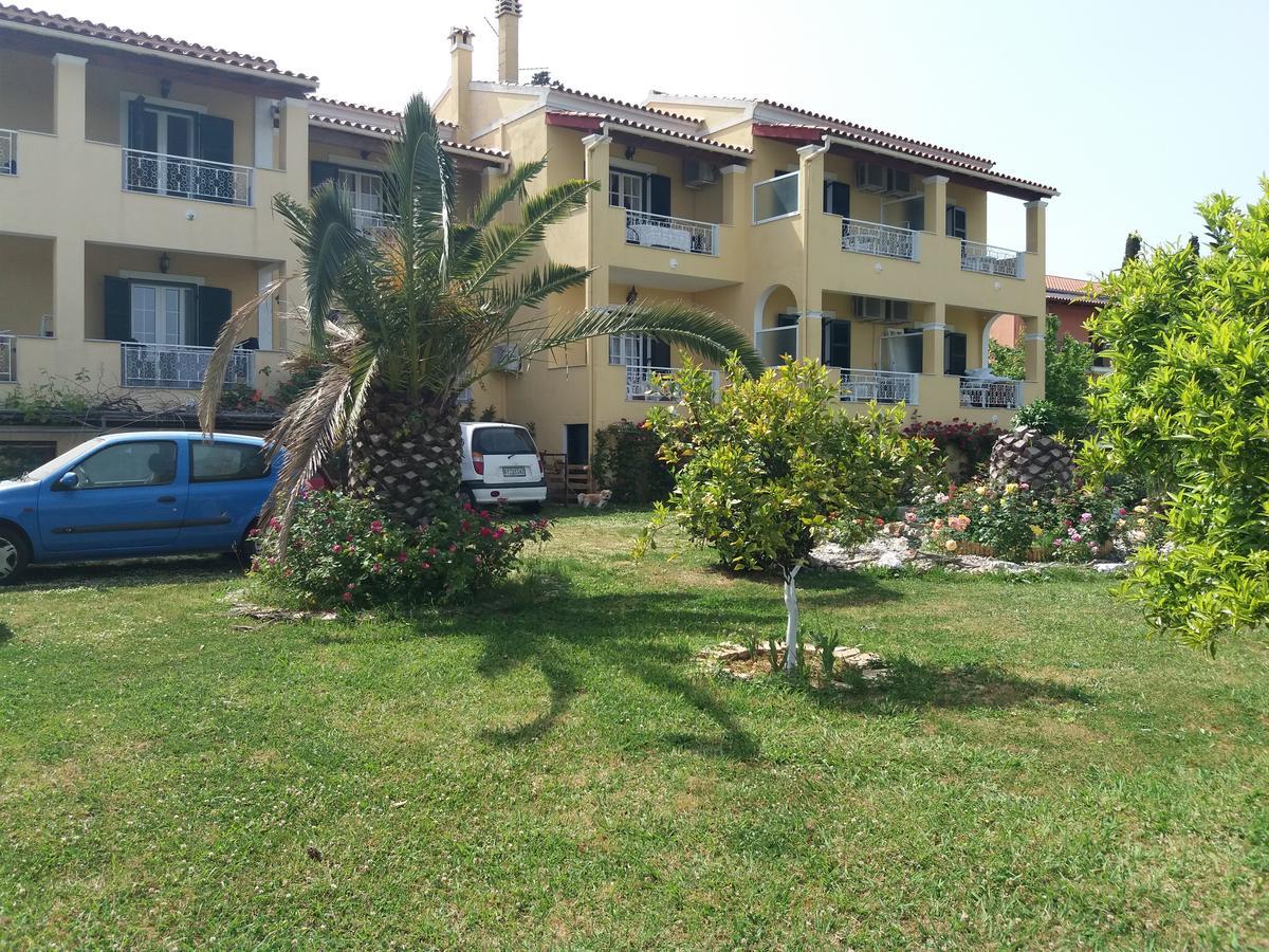 Athineos Apartments 코메넌 외부 사진