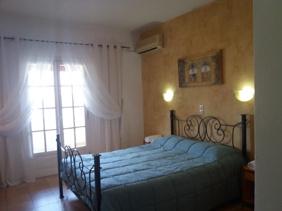 Athineos Apartments 코메넌 외부 사진