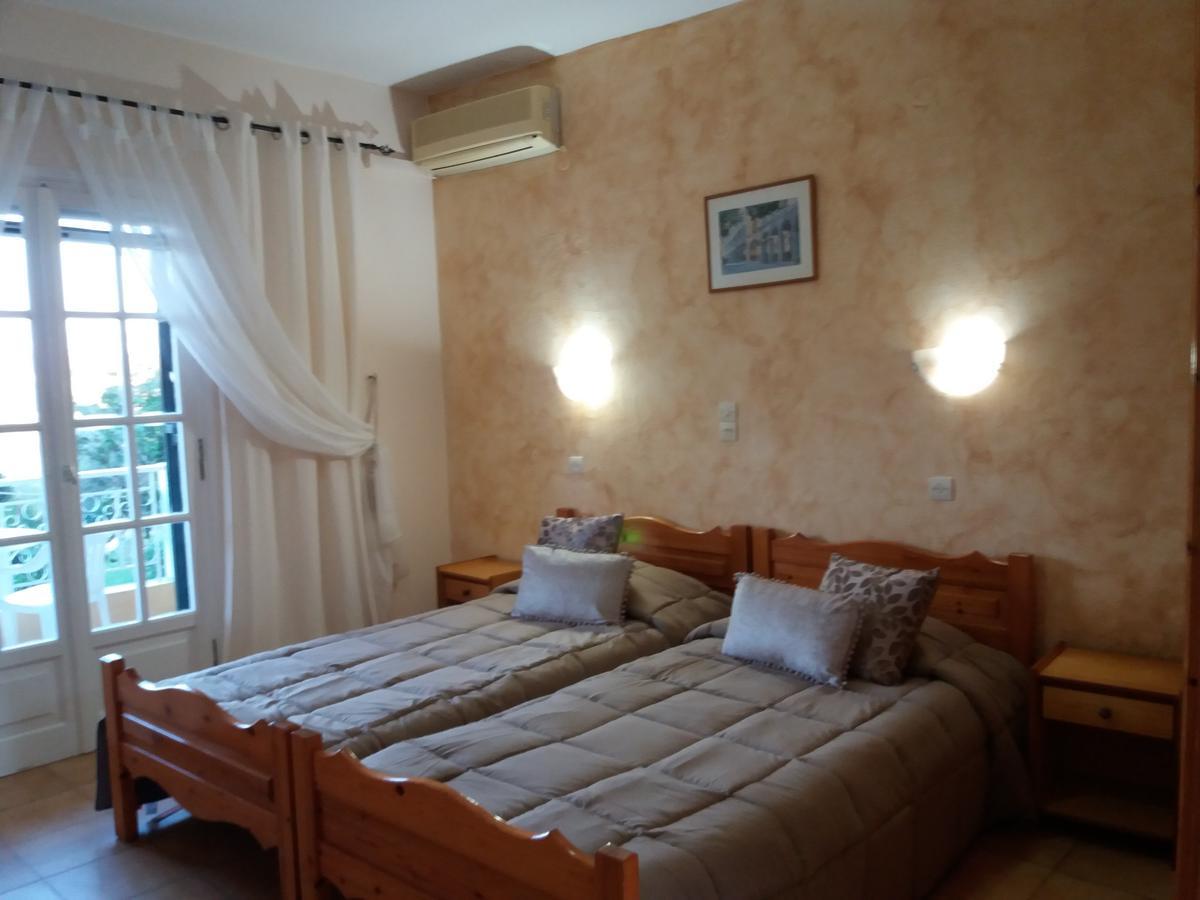 Athineos Apartments 코메넌 외부 사진
